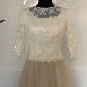 Tulle/Lace MOB/MOG 3/4 Sleeve Formal Dress
